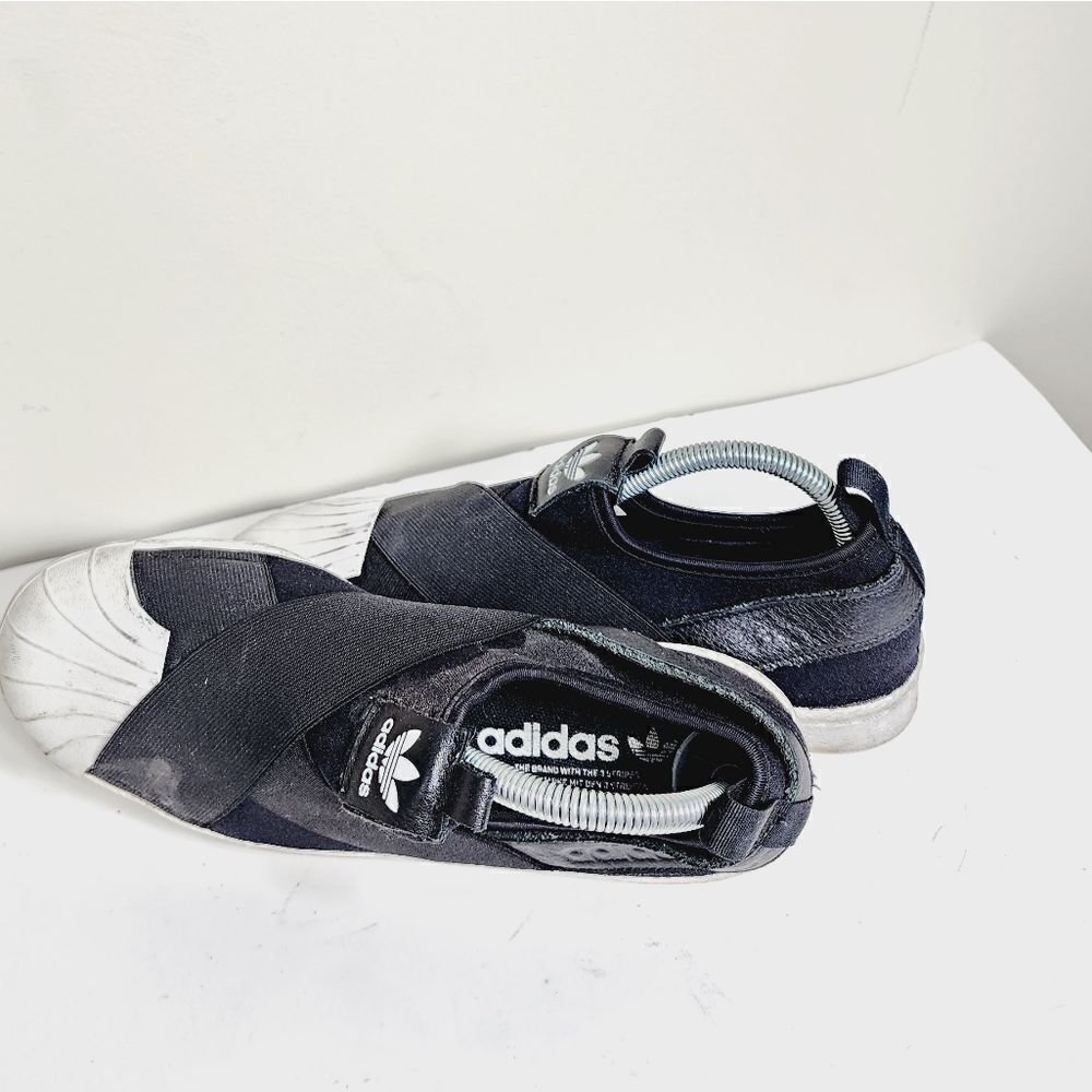 Adidas   - Picture 6 of 15
